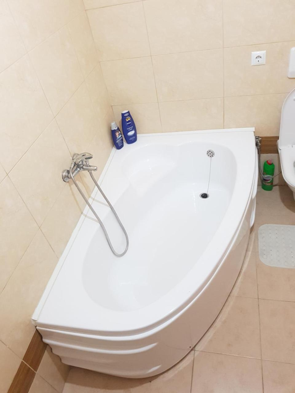 Апартамент Superb Location Тетово